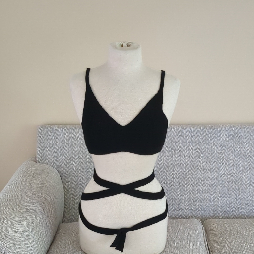 Black One Size Sweater Bralette With Long Ties